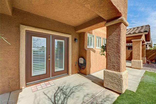 900 Royal Plum Lane, Las Vegas, NV 89144