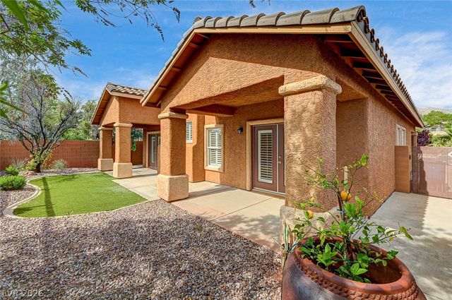 900 Royal Plum Lane, Las Vegas, NV 89144