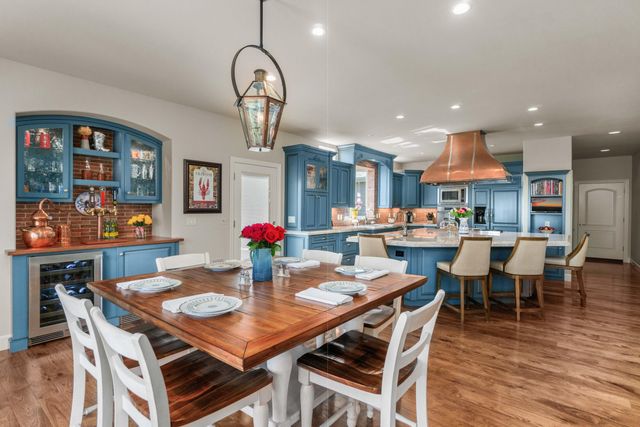 3209 NW Fairway Heights Drive, Bend, OR 97703