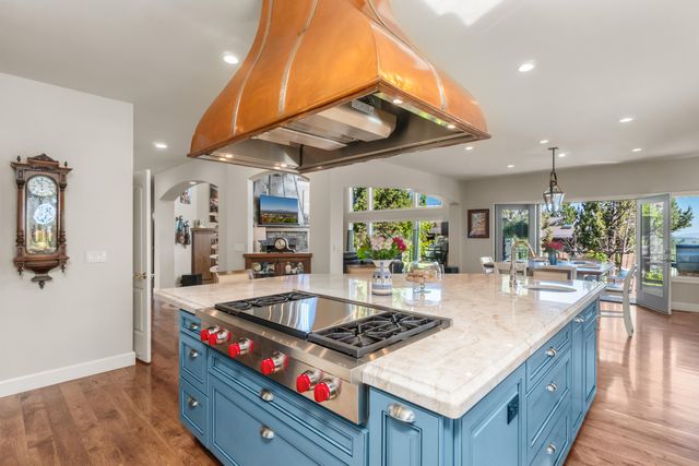 3209 NW Fairway Heights Drive, Bend, OR 97703