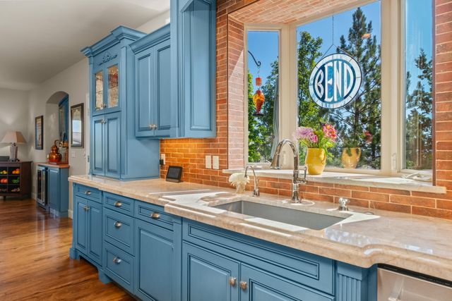 3209 NW Fairway Heights Drive, Bend, OR 97703