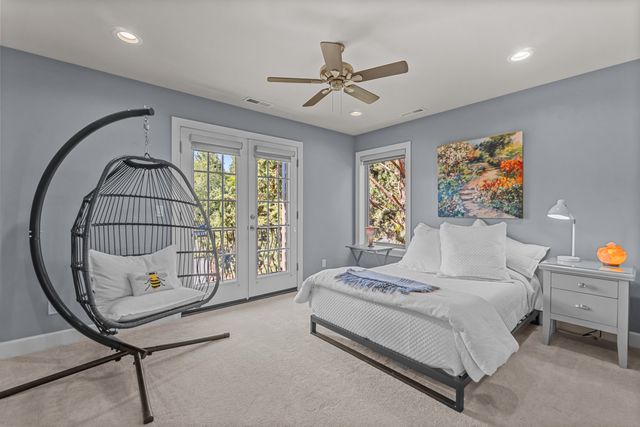 3209 NW Fairway Heights Drive, Bend, OR 97703