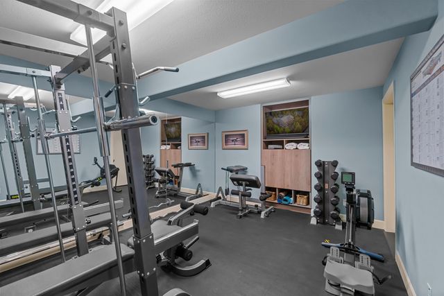 3209 NW Fairway Heights Drive, Bend, OR 97703