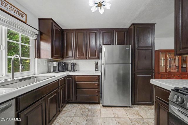 2248 Athens Avenue, Simi Valley, CA 93065