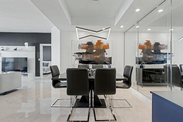 3600 Mystic Pointe Drive Ph16, Aventura, FL 33180
