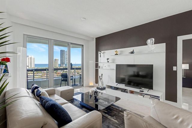 3600 Mystic Pointe Drive Ph16, Aventura, FL 33180