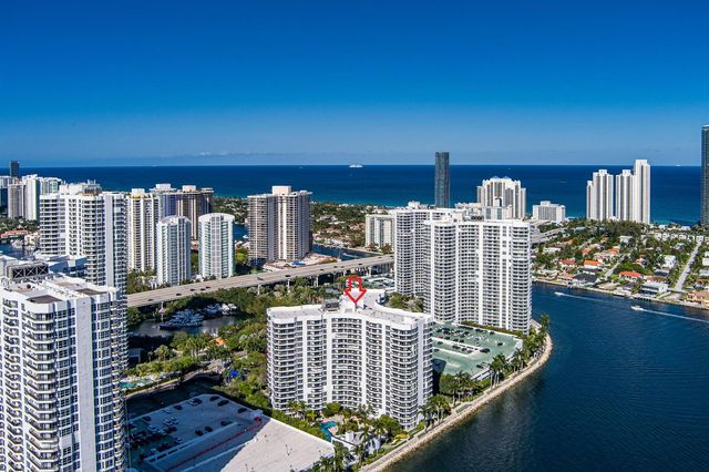 3600 Mystic Pointe Drive Ph16, Aventura, FL 33180