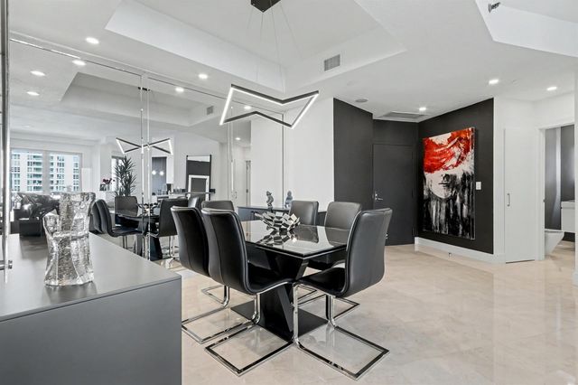 3600 Mystic Pointe Drive Ph16, Aventura, FL 33180