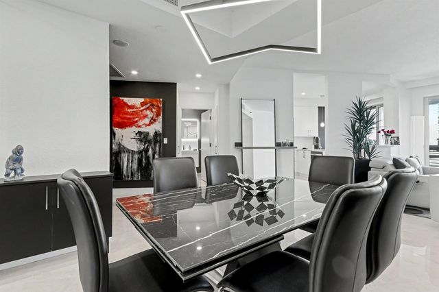 3600 Mystic Pointe Drive Ph16, Aventura, FL 33180