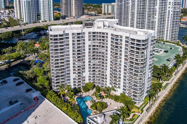 3600 Mystic Pointe Drive Ph16, Aventura, FL 33180