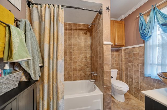816 E 28TH Street, Erie, PA 16504