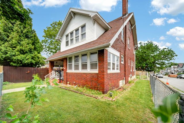816 E 28TH Street, Erie, PA 16504