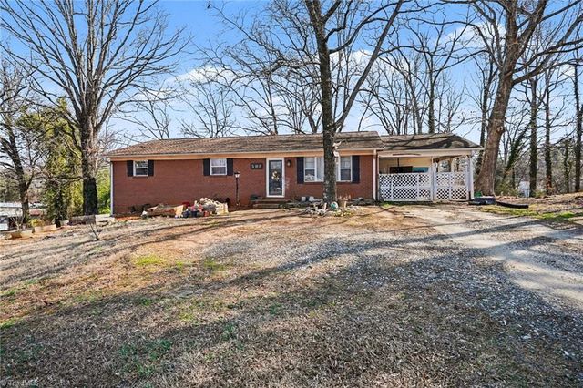 508 Pineywood Road, Thomasville, NC 27360
