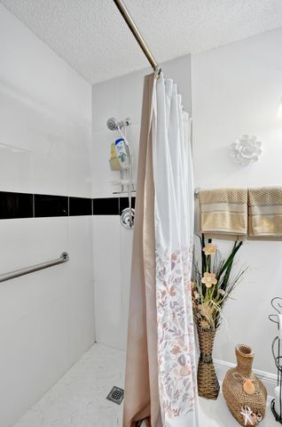 1034 NW 88TH Avenue B99, Plantation, FL 33322