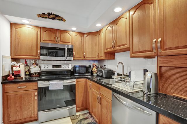 1034 NW 88TH Avenue B99, Plantation, FL 33322