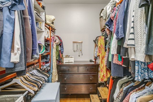 4516 Calmont Avenue, Fort Worth, TX 76107