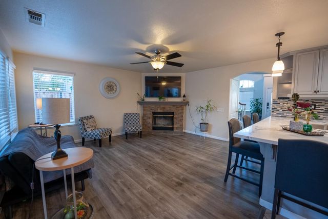 2187 Fountain Square Ave, Manteca, CA 95337