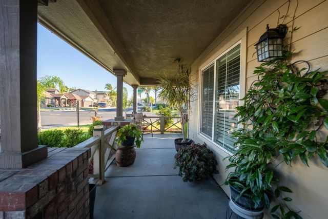 2187 Fountain Square Ave, Manteca, CA 95337