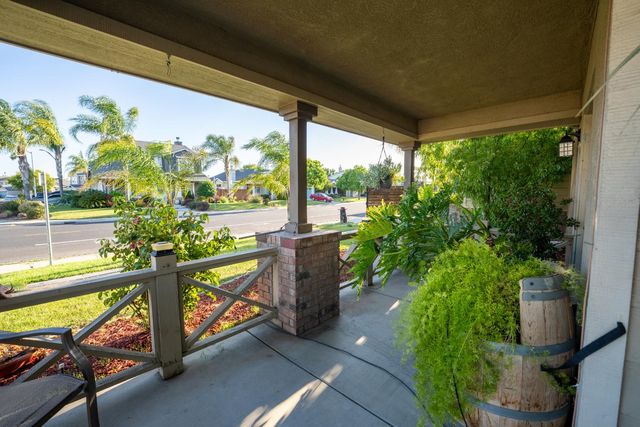 2187 Fountain Square Ave, Manteca, CA 95337