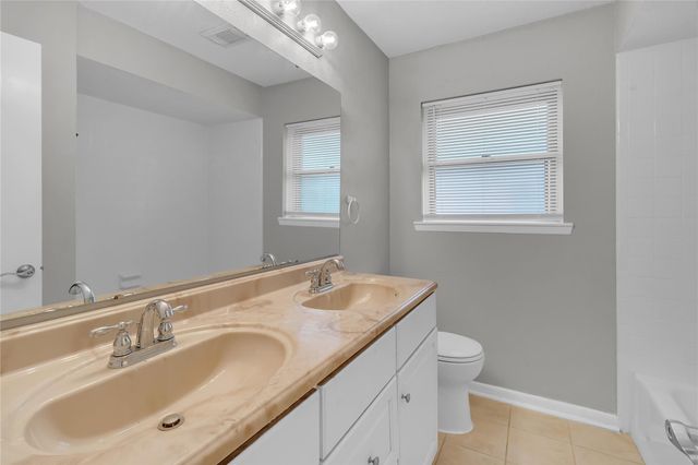 305 Tiegs Street, League City, TX 77573