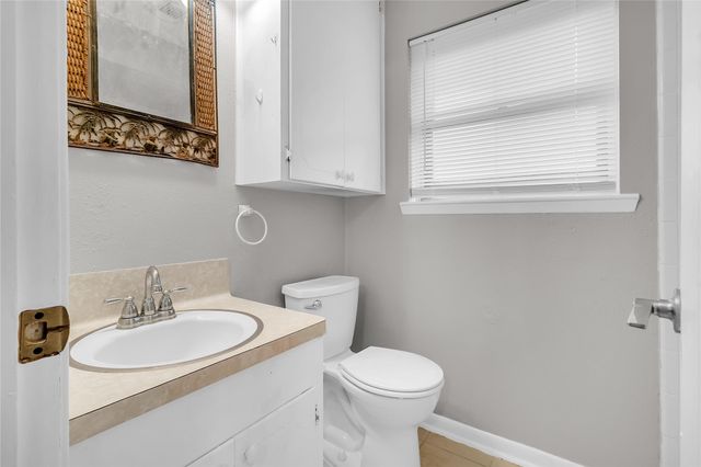 305 Tiegs Street, League City, TX 77573