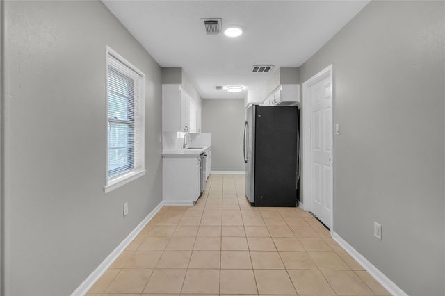 305 Tiegs Street, League City, TX 77573