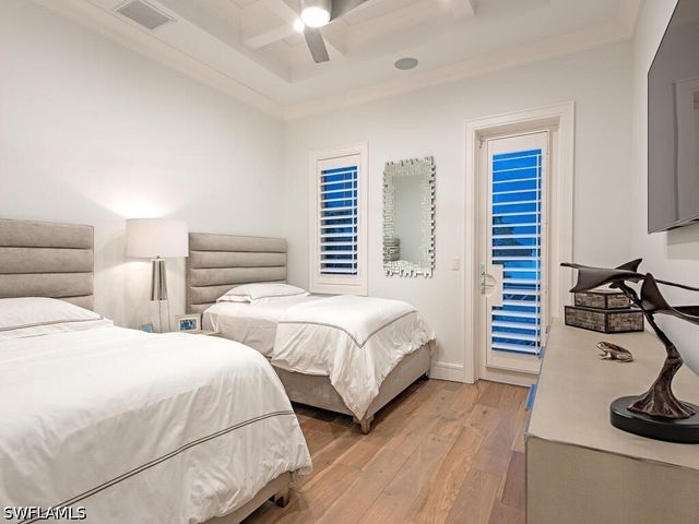 3801 CRAYTON RD, Naples, FL 34103