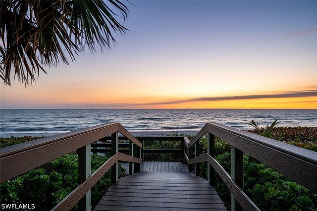 3801 CRAYTON RD, Naples, FL 34103
