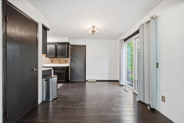 6406 Jacobs Way, Madison, WI 53711