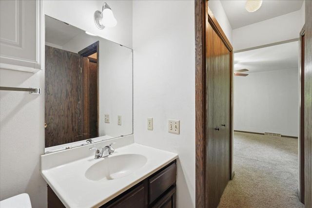 6406 Jacobs Way, Madison, WI 53711