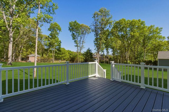 95 Grassy Pond Drive, Smithtown, NY 11787