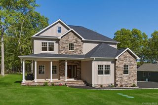 95 Grassy Pond Drive, Smithtown, NY 11787