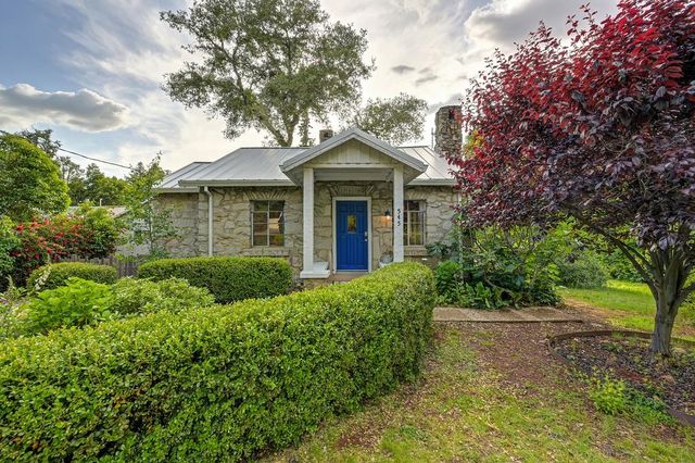 545 Old Airport Rd, Auburn, CA 95603