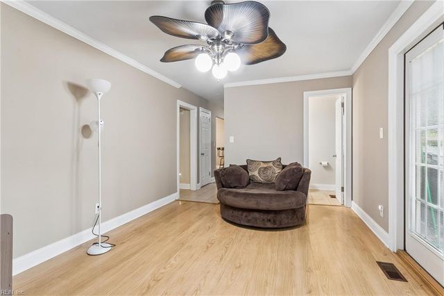 442 Winterhaven DR, Newport News, VA 23606