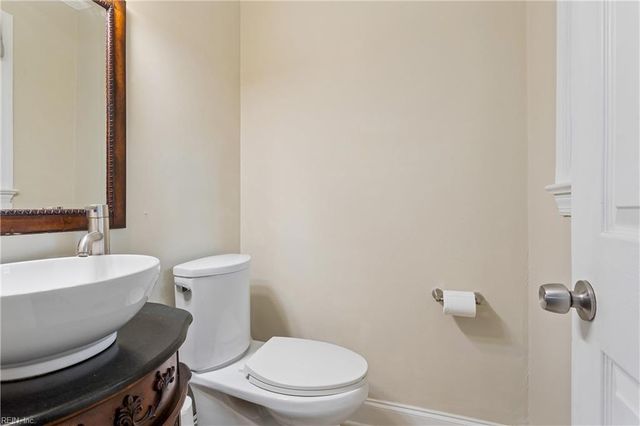 442 Winterhaven DR, Newport News, VA 23606