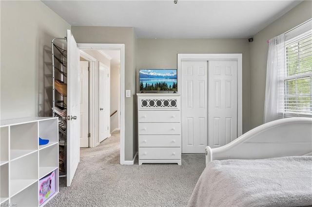 442 Winterhaven DR, Newport News, VA 23606