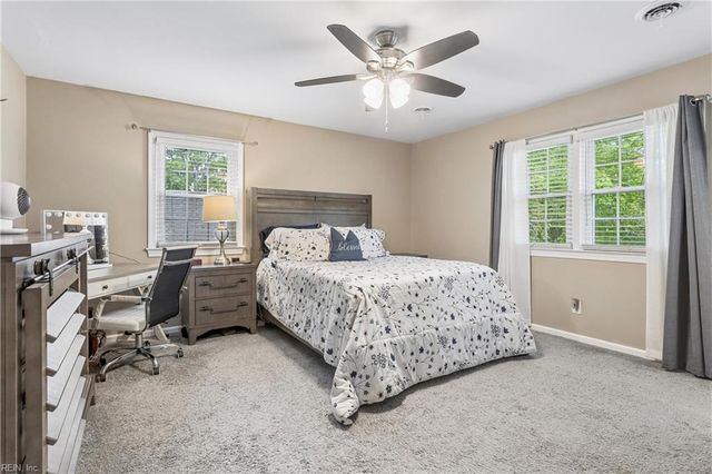 442 Winterhaven DR, Newport News, VA 23606