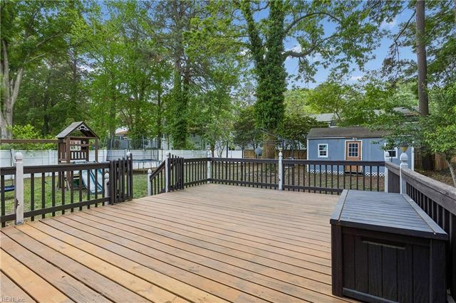 442 Winterhaven DR, Newport News, VA 23606