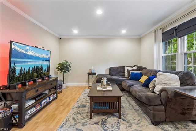 442 Winterhaven DR, Newport News, VA 23606