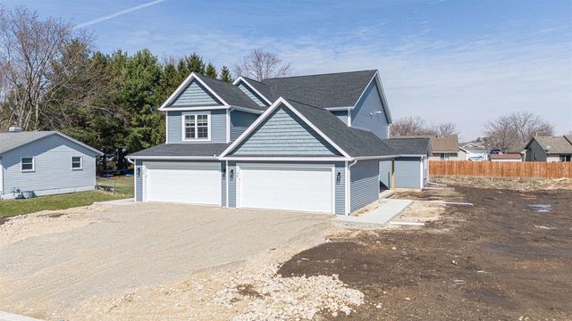56-58 E Ash Lane, Milton, WI 53563
