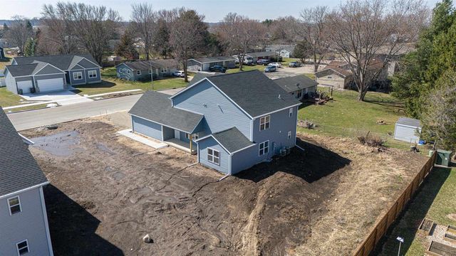 56-58 E Ash Lane, Milton, WI 53563