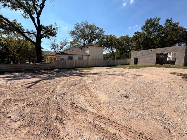 2183 Ben Hur Street, Dallas, TX 75253