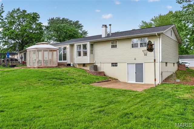1818 San Pedro, Unincorporated, MO 63026