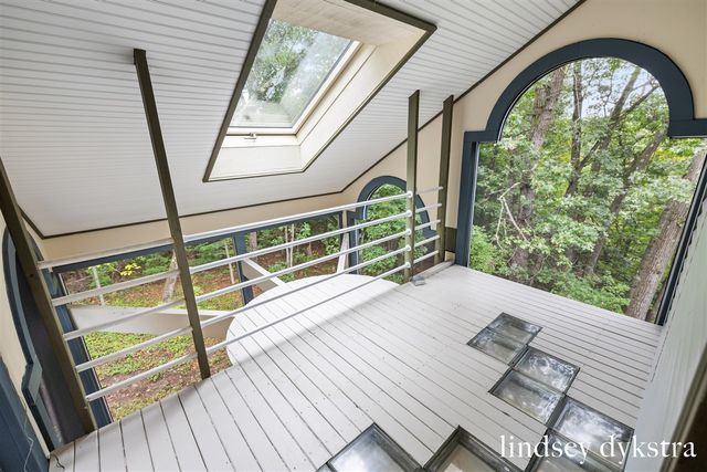 6803 Blue Ridge Drive, Belmont, MI 49306