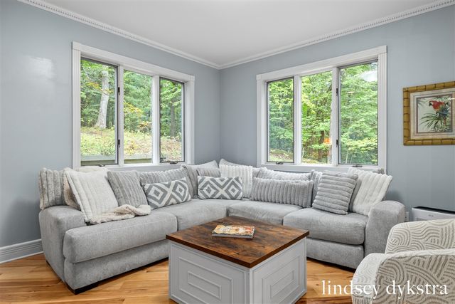 6803 Blue Ridge Drive, Belmont, MI 49306