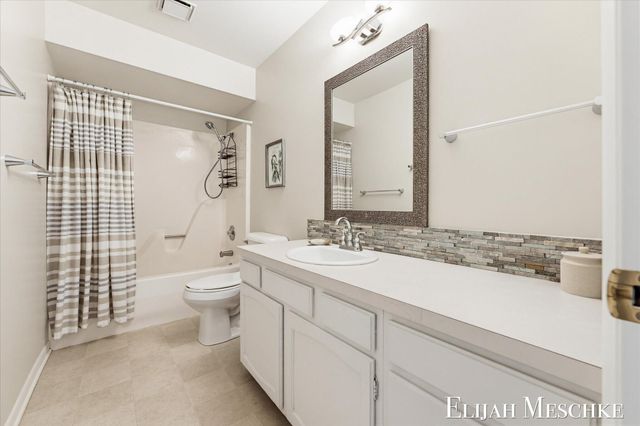 9000 Crooked Crow Road Ne, Ada Twp, MI 49301