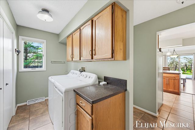 9000 Crooked Crow Road Ne, Ada Twp, MI 49301