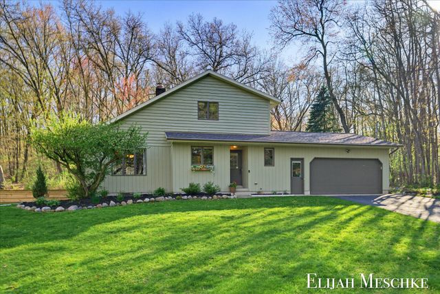 9000 Crooked Crow Road Ne, Ada Twp, MI 49301