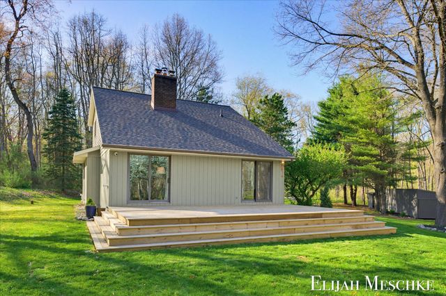 9000 Crooked Crow Road Ne, Ada Twp, MI 49301