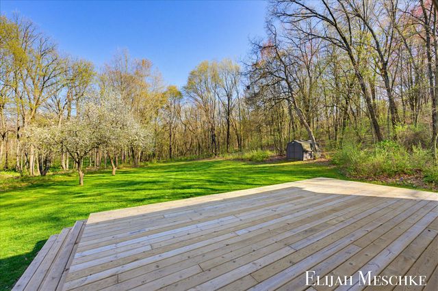 9000 Crooked Crow Road Ne, Ada Twp, MI 49301